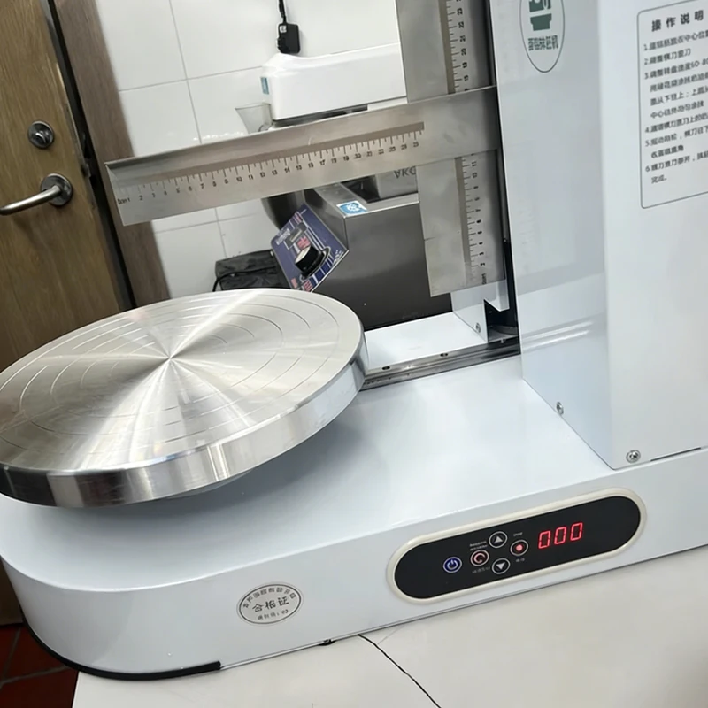 

Fully Automatic round Cake Cream Spreader Bread Jam Decorator And Smoother Machine for Pastries And Baking
