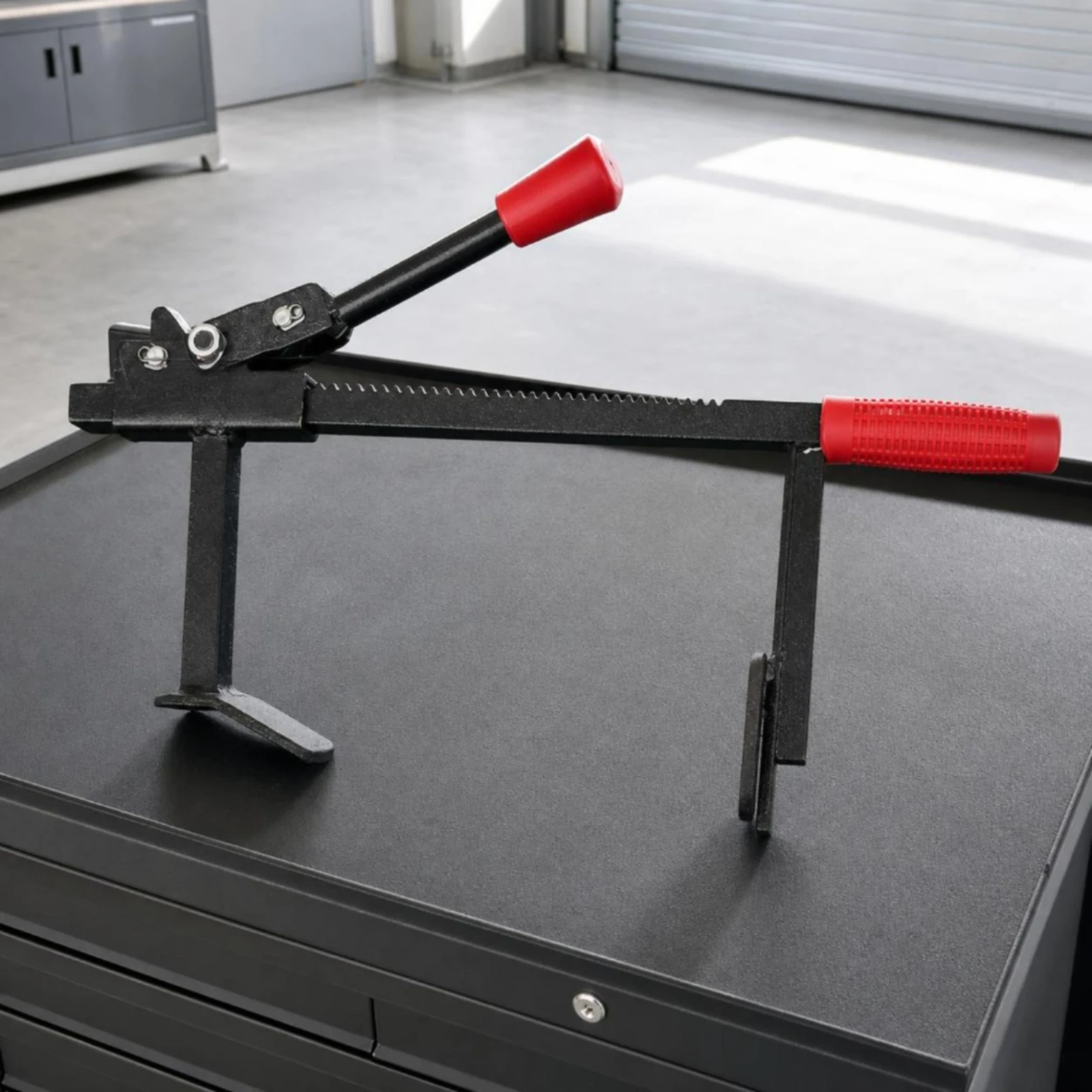 Tire Spreader Manual Bead Spreader Tire Repair Clamp Serrated Long-Lasting for Mechanics, Garage, Workshop