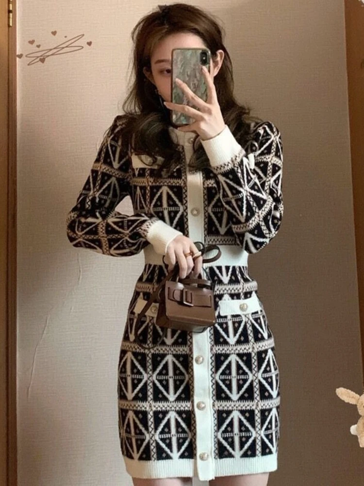 فستان محبوك بأكمام طويلة بتصمي - مراجعة Winter Clothing Pictures وسعره