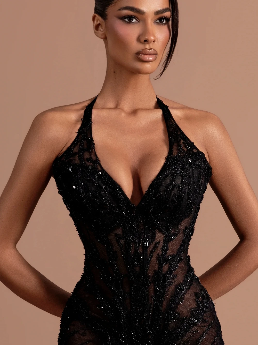 

DTLumika Black Sexy Halter Evening Dress See Through Glamorous Beaded Mermaid Floor-length Prom Gown Customized Zipper Back