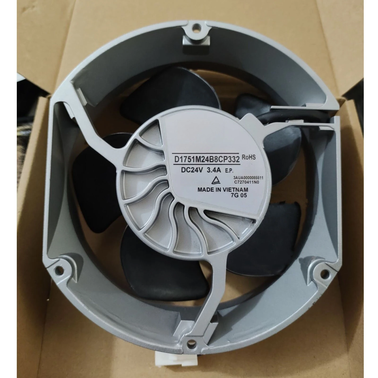 

New FOR NIDEC D1751M24B8CP332 DC24V 3.4A SERVO 4-wire gale imported fan#QW