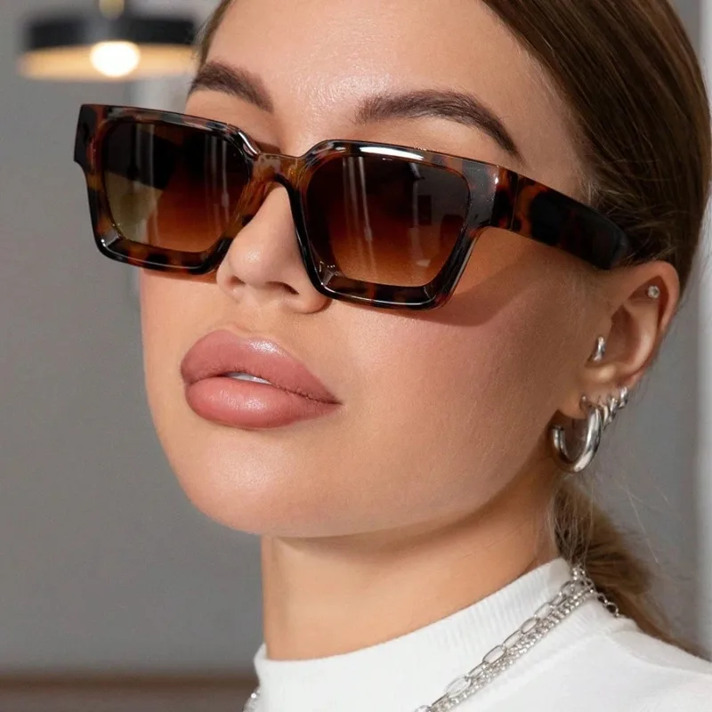 Vintage Small Square Sunglasses Men Women Retro Brand Designer Black Sun Glasses Unisex Ins Popular Shades Eyewear UV400