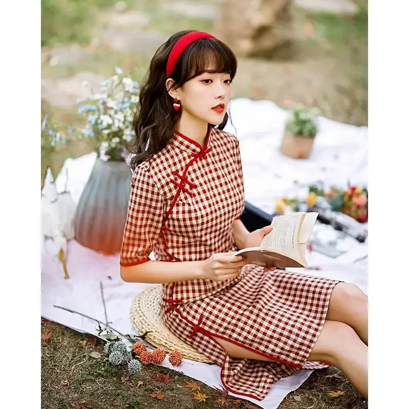 

Plaid Cheongsam Young Girl 2022 Spring New Style Literary Elegant Retro Chinese Style Qipao Dress