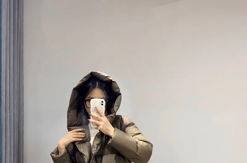 Women's Winter Parka Coat 2026 High-grade Warm Hooded Ladies Outerweat Fashion Loose Temperament Lady Short Down Cotton Jacket