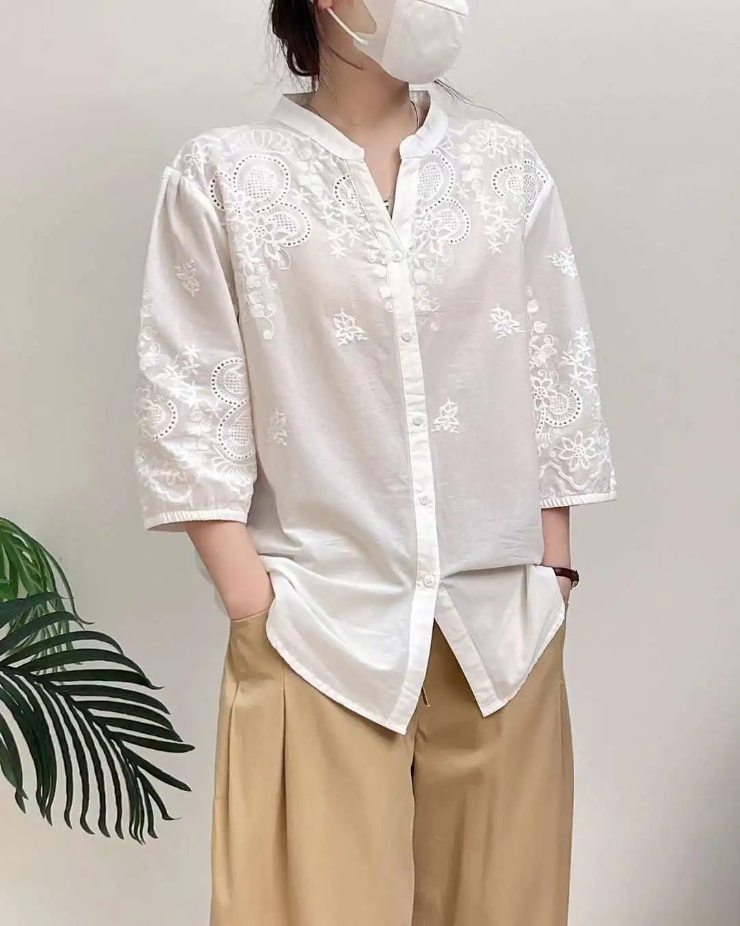 New Spring Cotton Loose Fashion Shirt Women Embroidery 3/4 Sleeve V Neck Tops Girl Sweet Casual Blouses 2024 Summer T44618QM