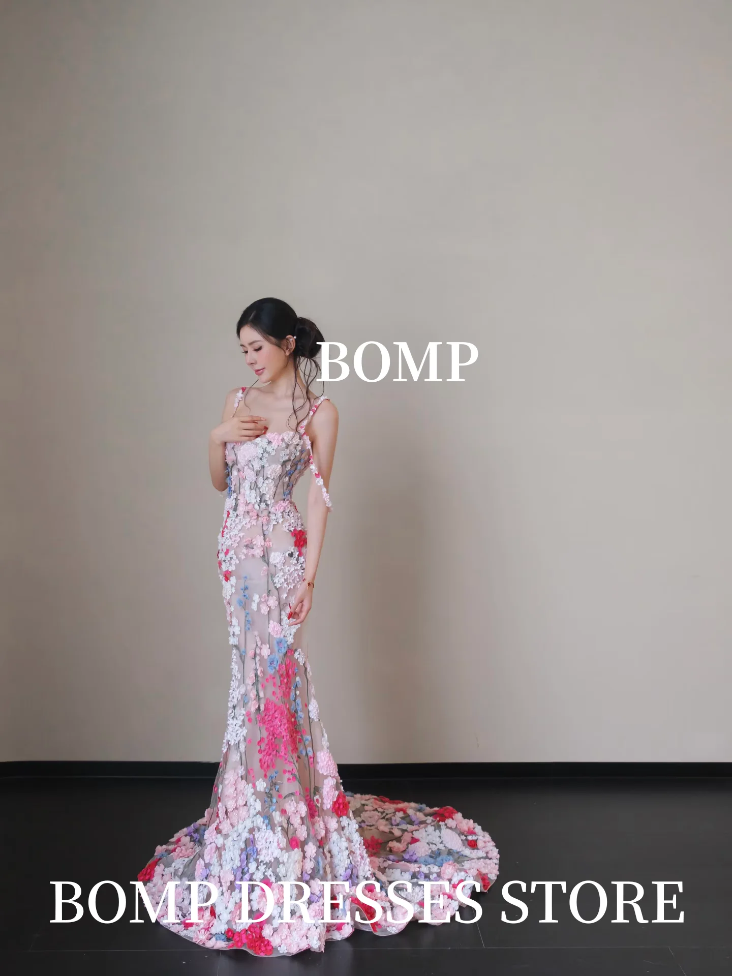 BOMP Abito da sposa principessa con scollo a cuore Bellissimo colore caramella Fiori 3D Corea Servizio fotografico Abito da ricevimento nuziale Personalizzato nnegolare