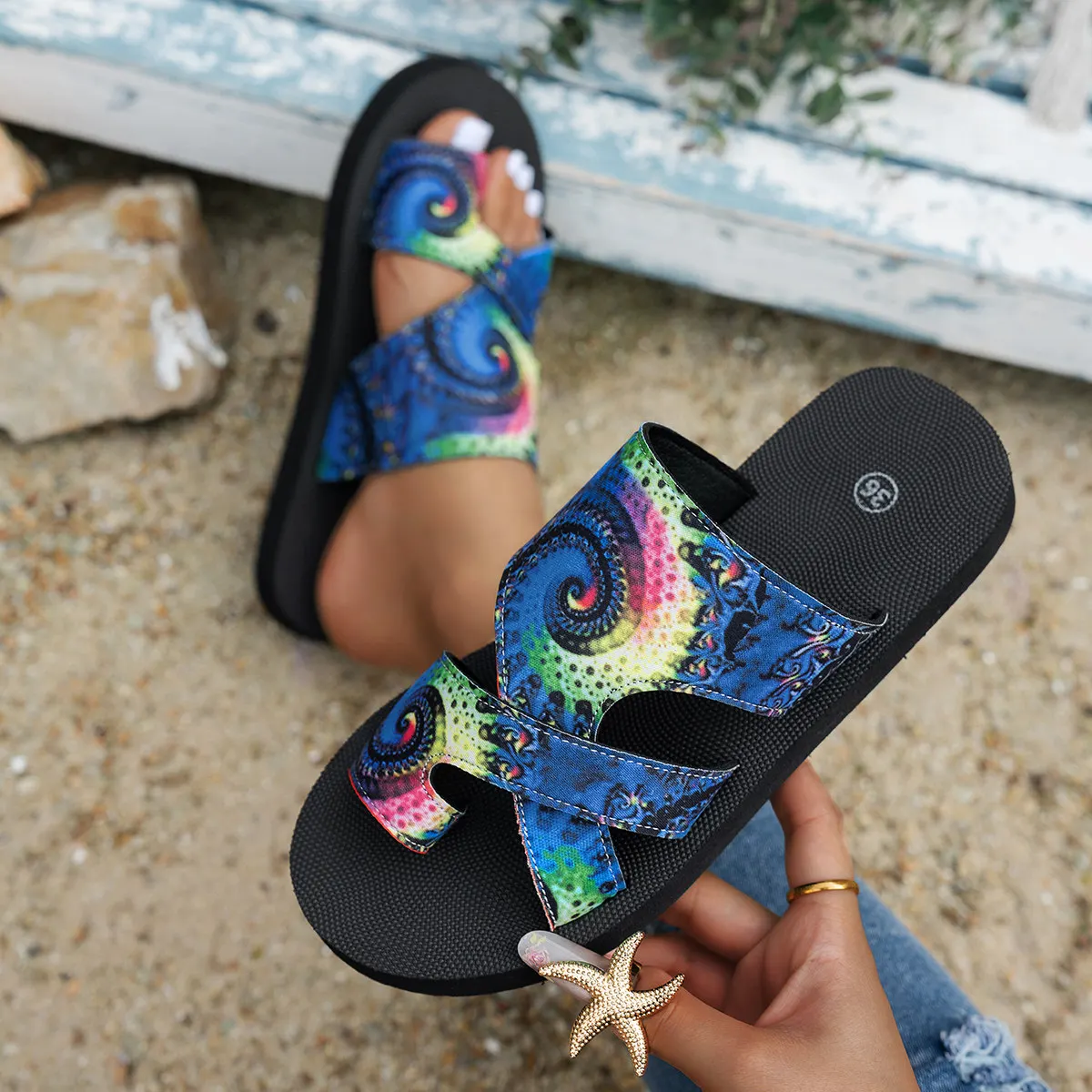 European Style Flip-flops for Women 2026 Summer Beach Style Breathable Mesh Fabric Shoes Print Good-looking Anti-slip Slippers