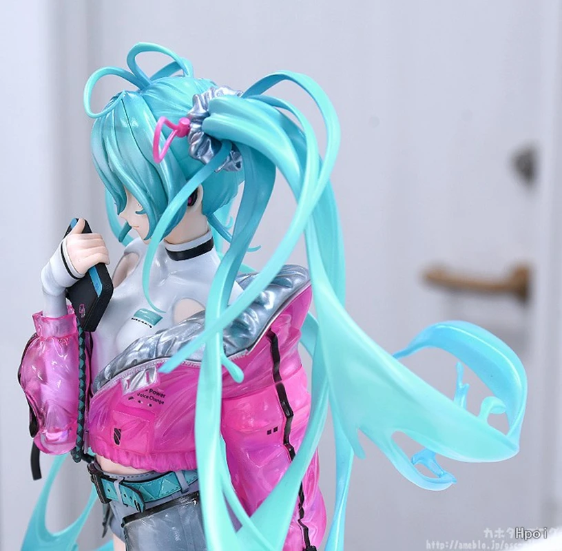 24cm Anime Hatsune Miku Action Figures Beautiful Girl Trendy Singer Figures Model Toys Kawaii Doll Children's Christmas Present