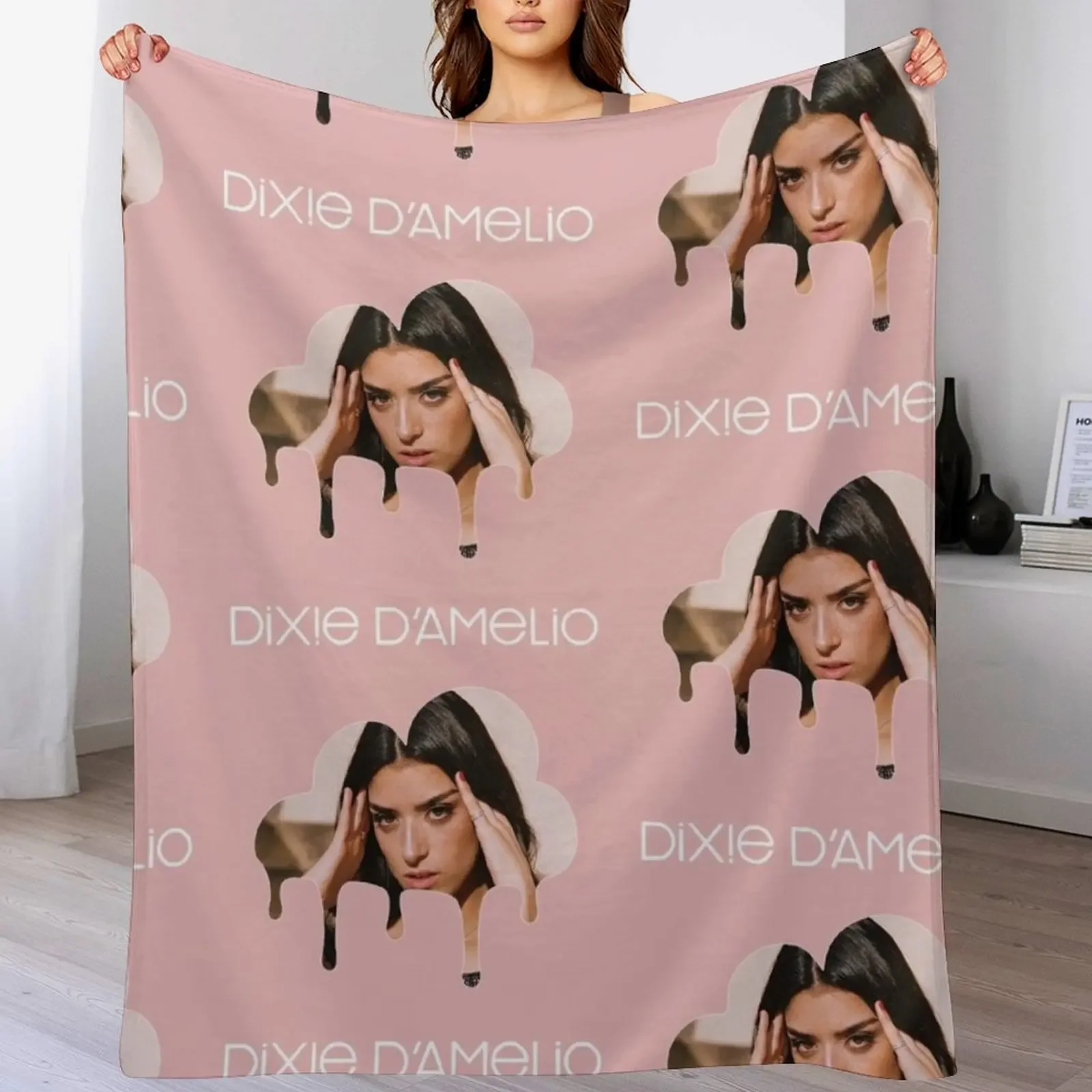 

Dixie D'Amelio Logo 2 Throw Blanket Retros Hairys Bed Blankets