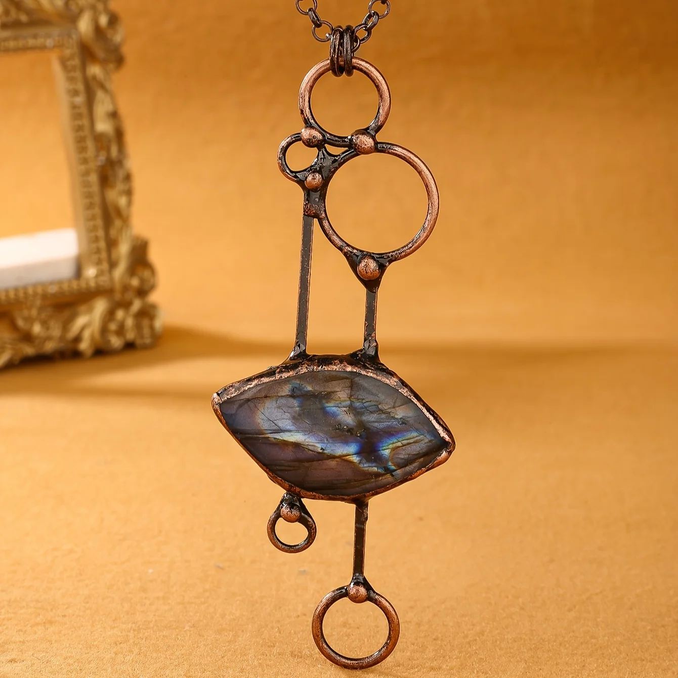 YEEVAA Vintage-Inspired Boho Natural Stone Pendant Necklace-Handcrafted Geometric Bronze Finish, Perfect for Parties&Festivals