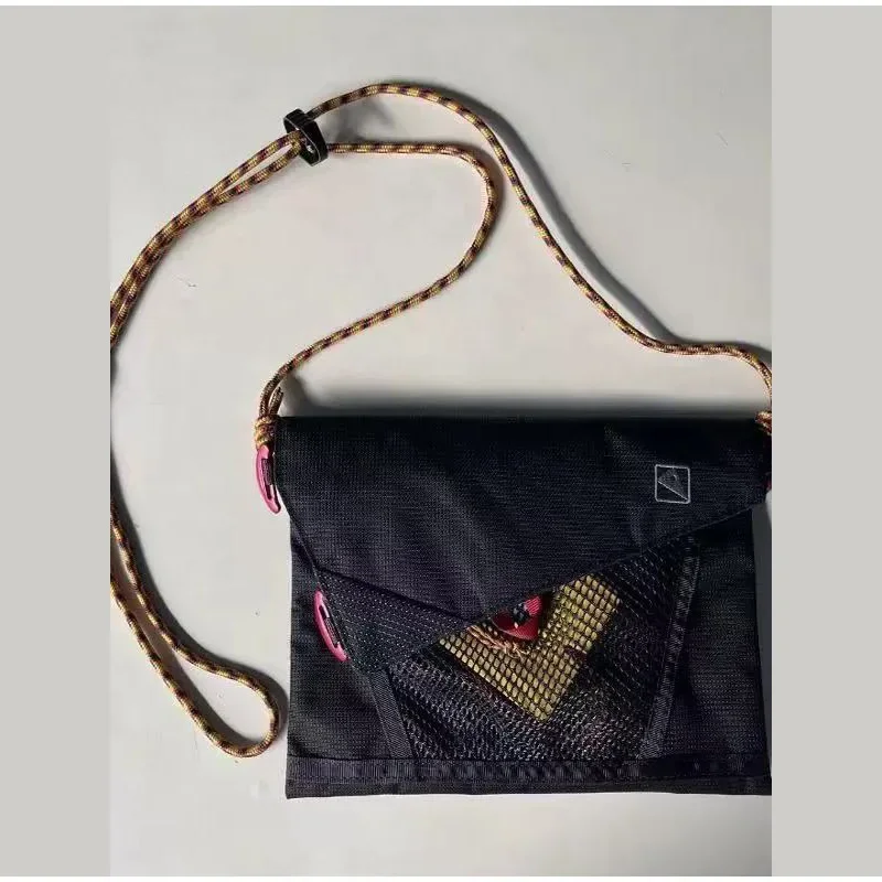 Ultraleichte Unisex-Umhängetasche, hohle Mesh-Kontrastfarbe für Herren, Reiten, Reisen, Umhängetasche, wasserdichte Umhängetasche für Damen – Detail 9