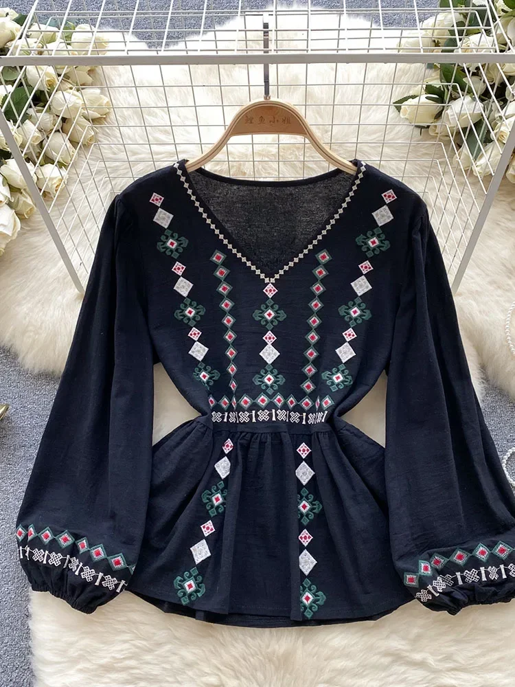 Women Spring Autumn Blouse Vintage Ethnic Style Heavy Industry Embroidery Long Sleeve Top New Waist Ruffled Short Blouse D4924