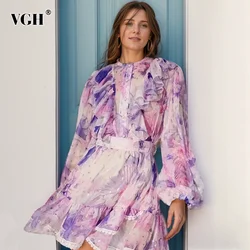 VGH Set di due pezzi colorati per donna girocollo manica lunga Top minigonne a vita alta Set di maglie estive abbigliamento femminile 2024 nuovo