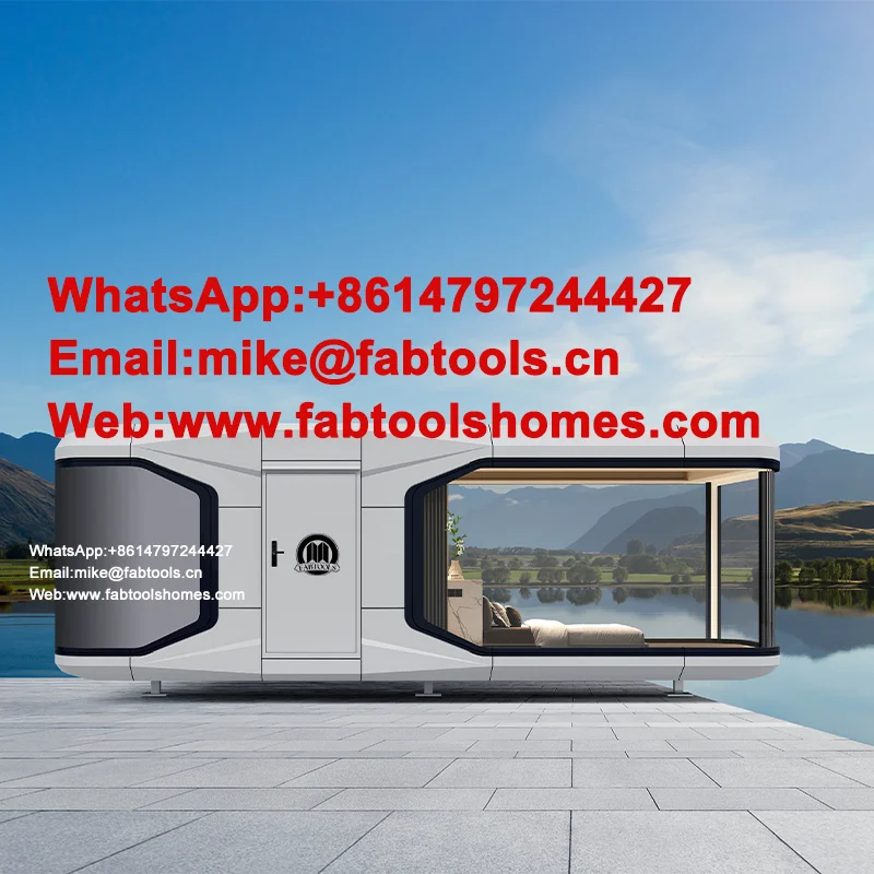 Customized Prefabricated Mobile Container House Luxury Capsule Container Prefab Home with Wheels