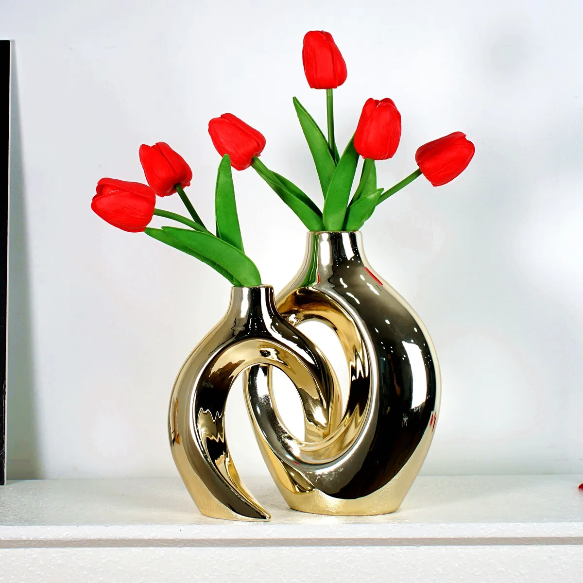 

CAPIRON Golden Flower Vase Living Room Home Pottery Decoration Table Centerpiece Bedroom Interior Accessories House Aesthetic