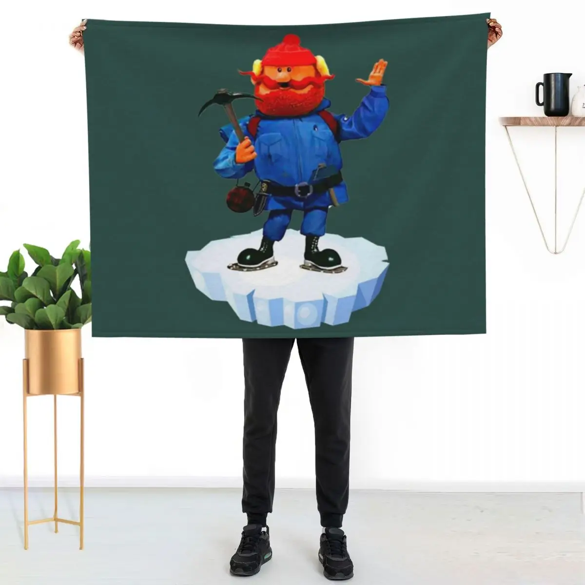 Yukon Cornelius T-ShirtYukon Cornelius Throw Blanket anime Cute Plaid Bed linens For Baby Hairy Furry Blankets