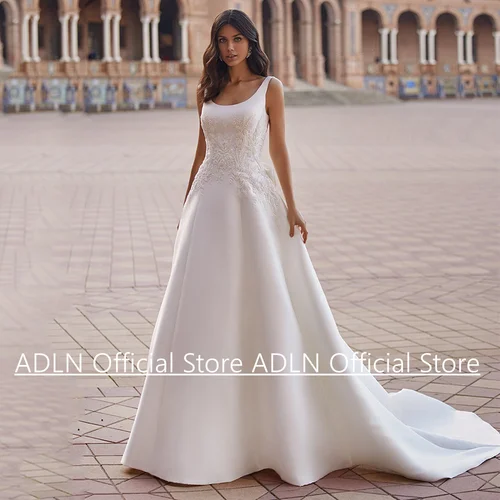 Vestido de novia de línea A para mujer, vestido de novia personalizado con cuello redondo sin mangas, apliques de cuentas, tren de barrido, vestidos de novia sin espalda