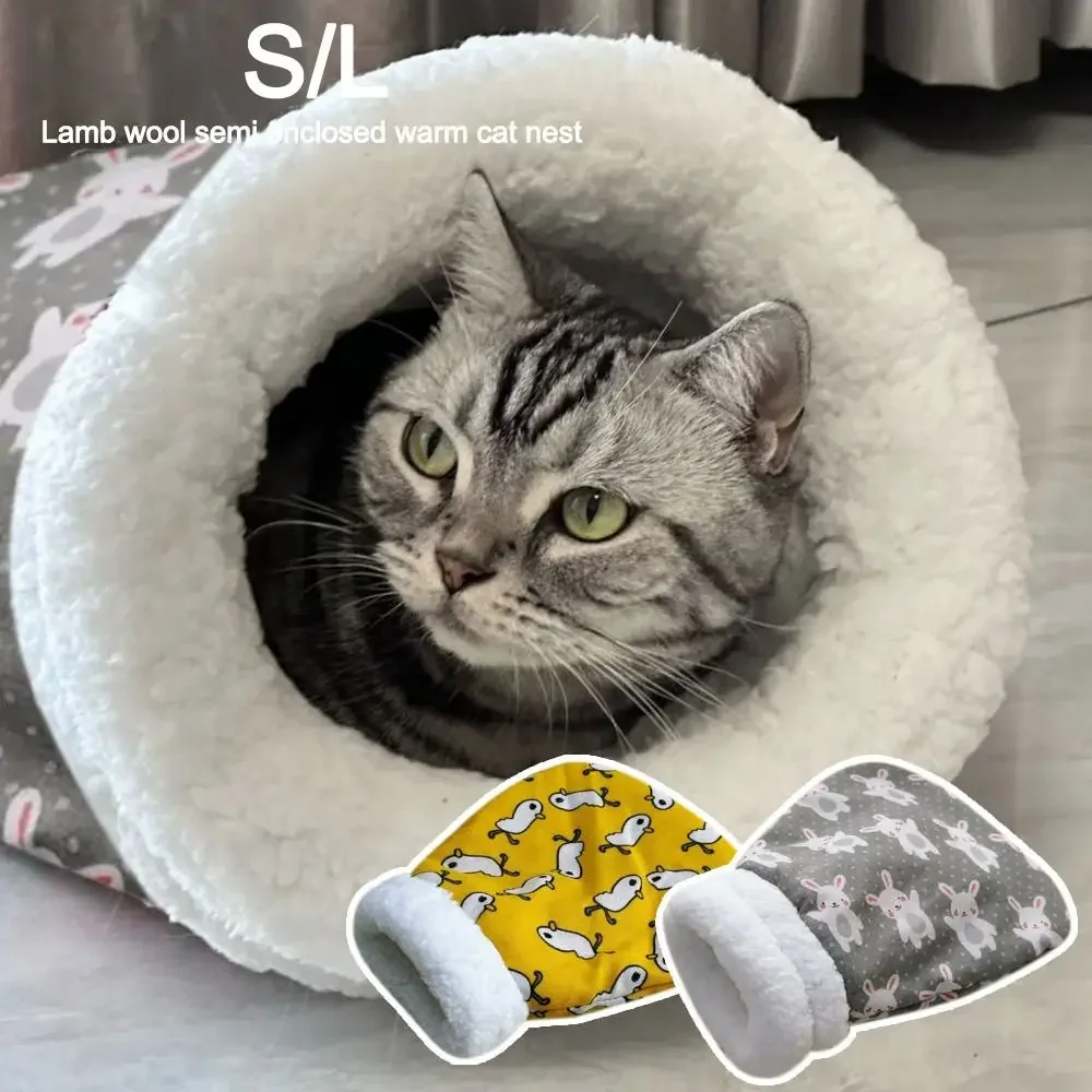 Cat Sleeping Bag Cartoon Thickened Cat Cave Bed Winter Warm Pocket Type Pet Snuggle Sack Pet Supplies Bolso para perros medianos