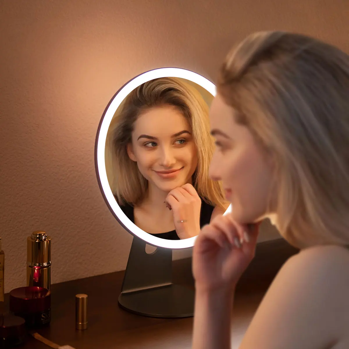 Lighted Makeup Mirror LED Desktop High-End Makeup Mirror USB Charging Stepless Dimming Eye Protection Lamp Ladies Birthday Gift