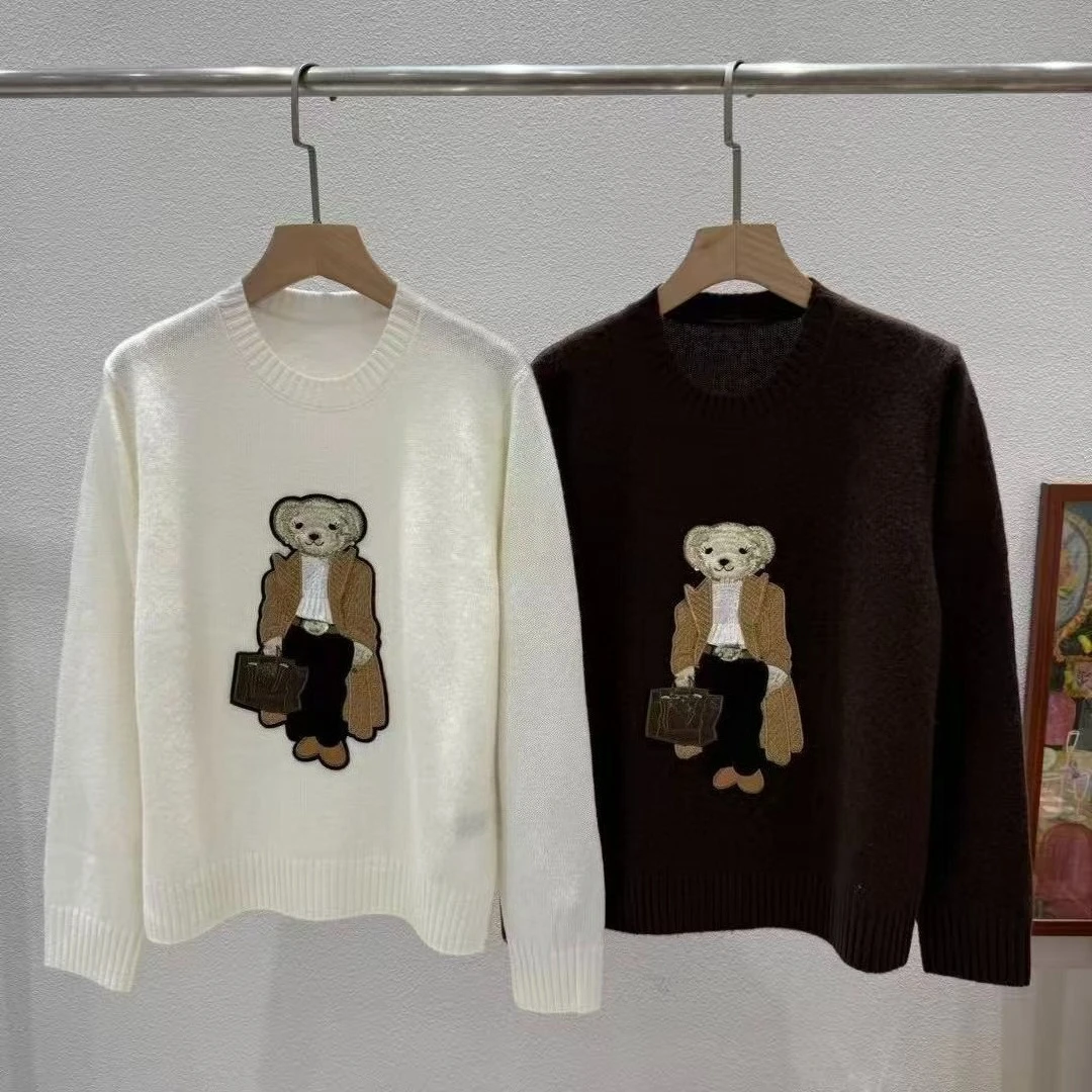 เสื้อสเวตเตอร์ถักแขนยาวปักลายหมีขาวแคชเมียร์คุณภาพสูง