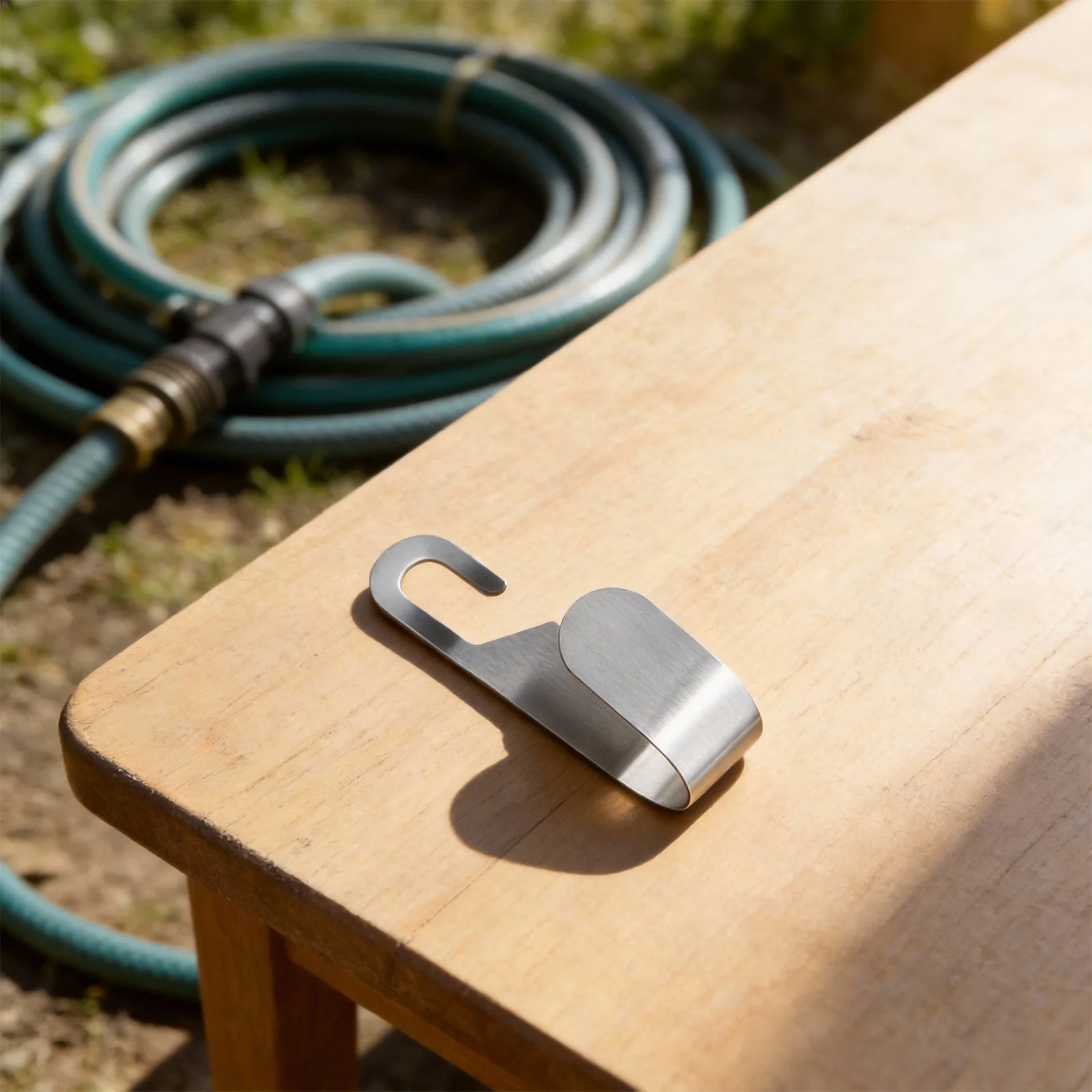 Garden Hose Storage 22.5*10cm 8.85*3.94inch Wall Mounted Hose Storage Space-Saving Storage 22lbs Weight Capacity