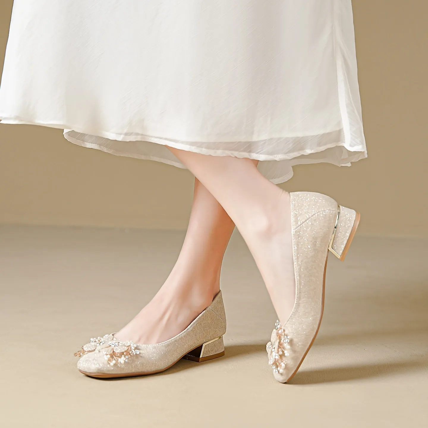 New Chinese-style with Qipao Shoes 2026 New Wedding Dress Bridal Shoes, Chunky Heel, Square Toe, Mid Heels for Women view 5