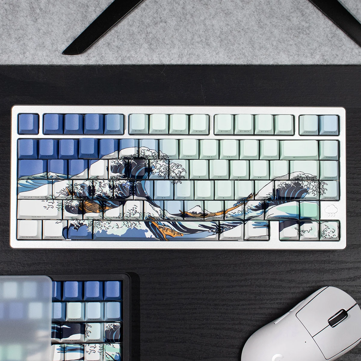 128 Keys Blue Coral Sea Side Print PBT keycaps Double Shot Cherry profile Side Light Through Keycap for Mechanical Keyboard