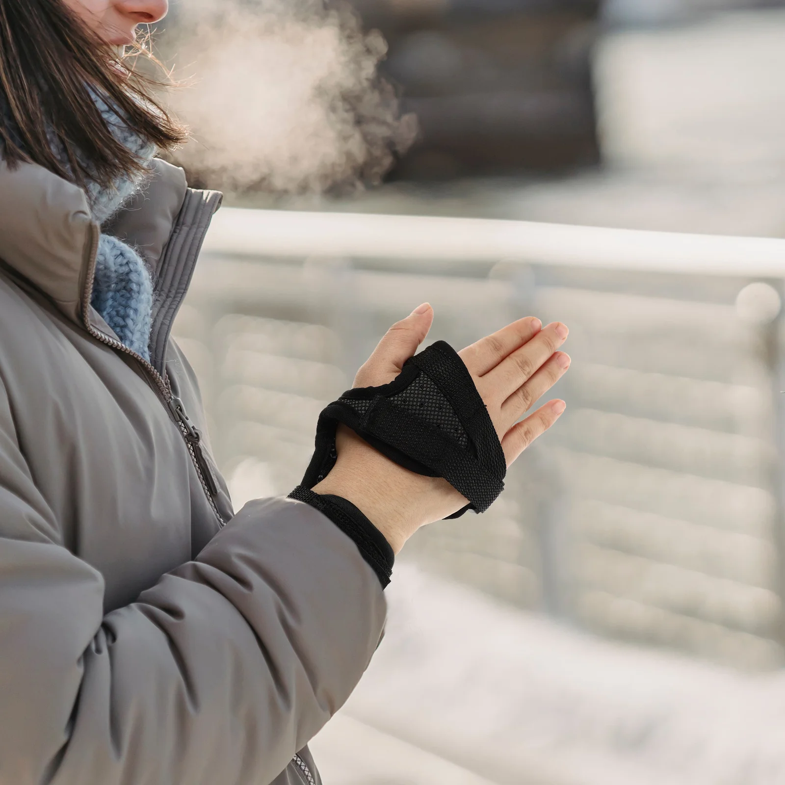 

1Pair Portable Wrist Supports Premium Material Joint Stabilization Creative Design Adjustable Size Skating Wrist Brace