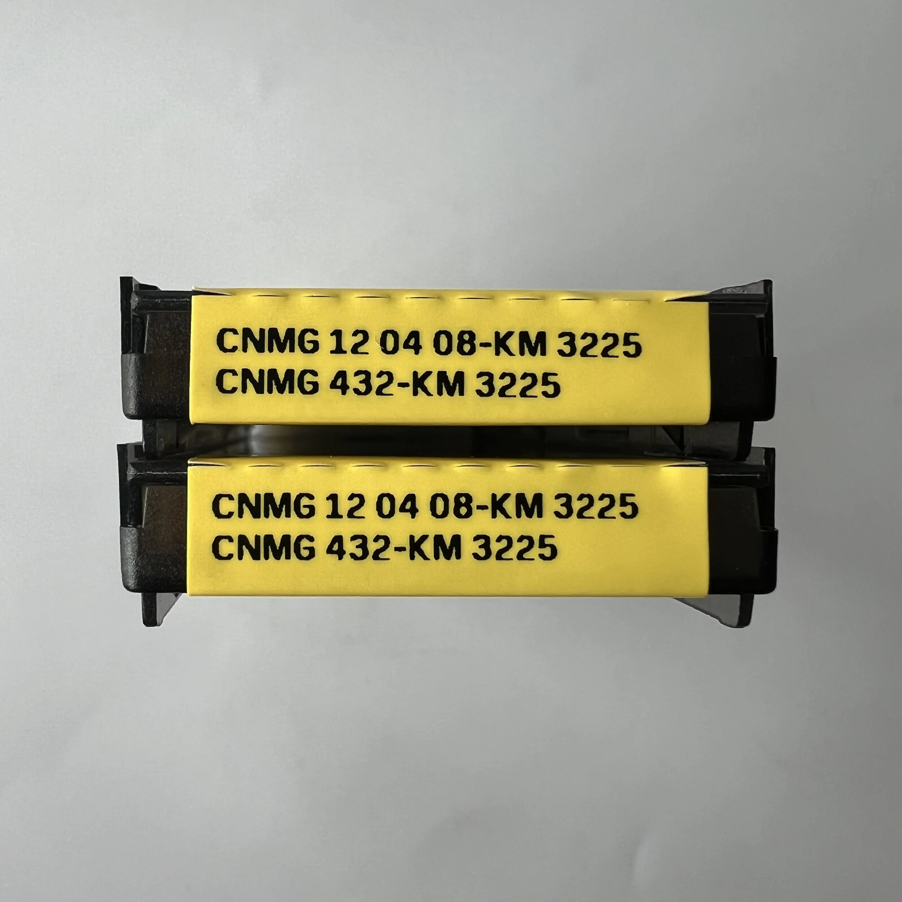 

CNMG120408-KM 3205 10 шт./кор. Лезвие с ЧПУ CNMG120408-KM 3210/CNMG120408-KM 3225