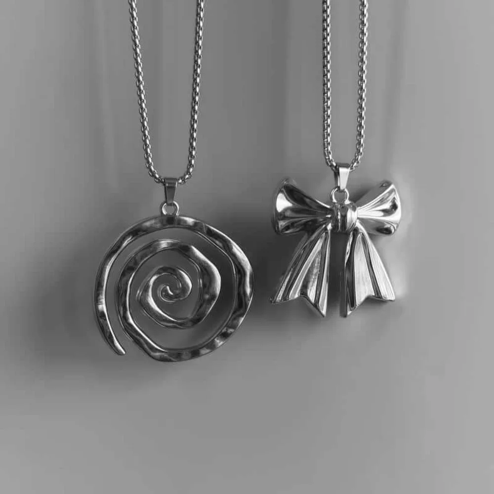 Bohemian Fashion Sliver Color Geometric Thread Vortex Symbol Bow Pendant Necklace for Men Women Retro Simple Beach Jewelry Gifts