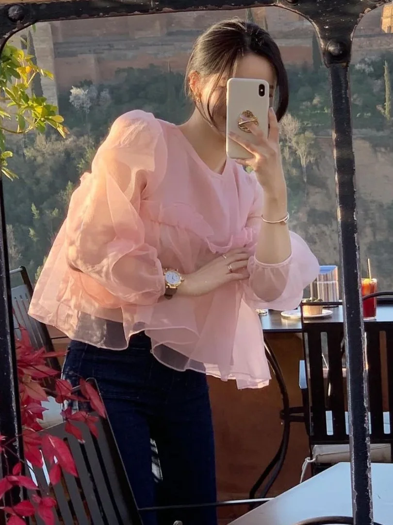 Unique Chic round Ne Bubble irt Wooden  Design Sensation Spring Faion Women's Clothing Korean Sle Loose Fit ort...