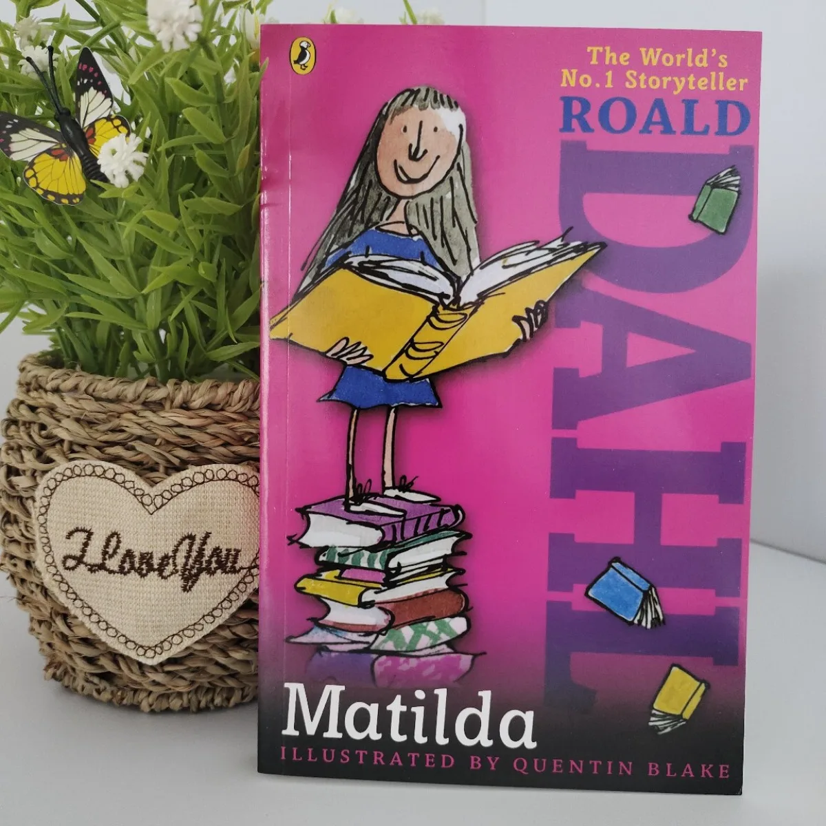 ماتيلدا بقلم رولد دال |   المصور بقصة كوينتين بليك الخيالية للأطفال النسخة الإنجليزية كتاب أدبي مضحك للأطفال