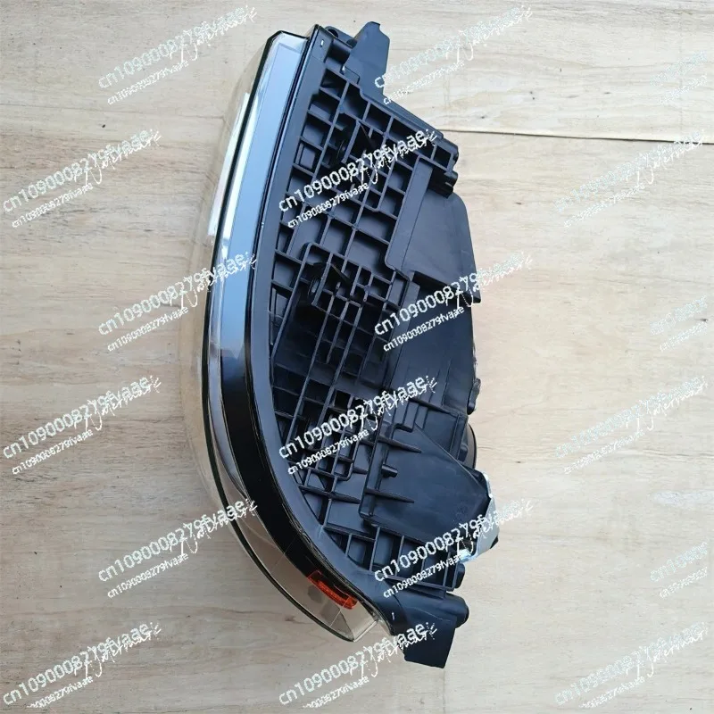 2674386 Фара без выравнивания левой фары