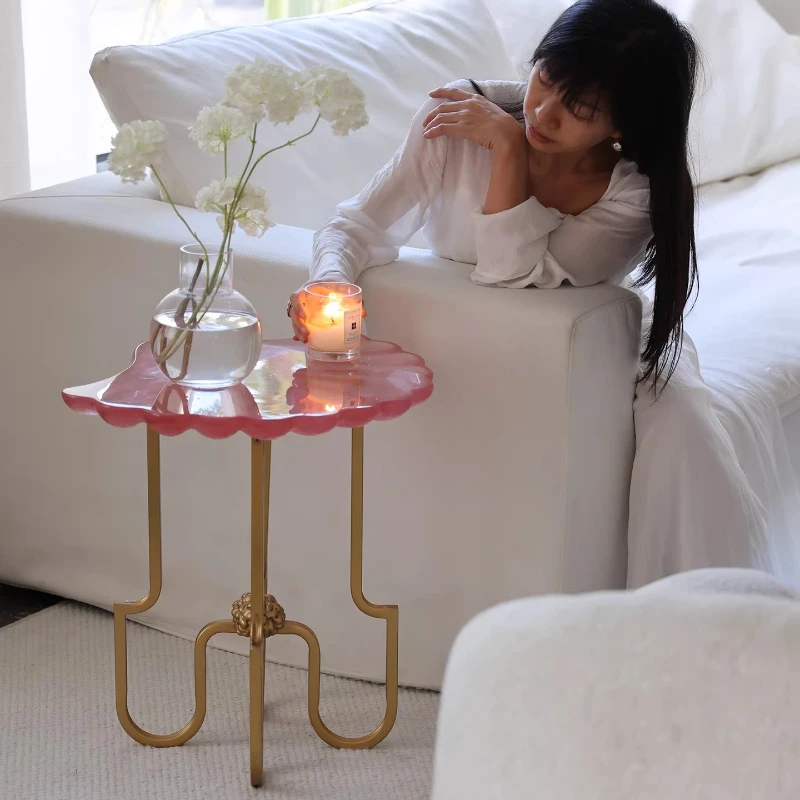 

French medieval style resin shell small side porch sofa bedside B & B hotel balcony corner