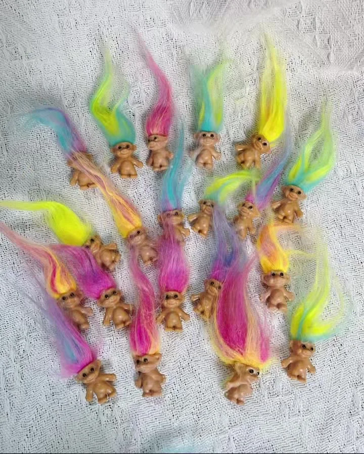 Lote De 10 Mini Muñecos Troll Vintage – Figuras De Acción Adorables De 3 Cm – Coleccionables De Colores Para Manualidades, Proyectos Escolares Y Favores De Fiesta – Regalo Original Para Niños