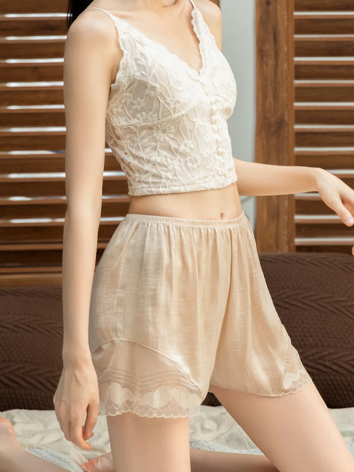 

plus Size Safety Pants Women's Summer Thin Cotton Silk Loose Outerwear Lace Trim Short Pants High Waist Briefs M862