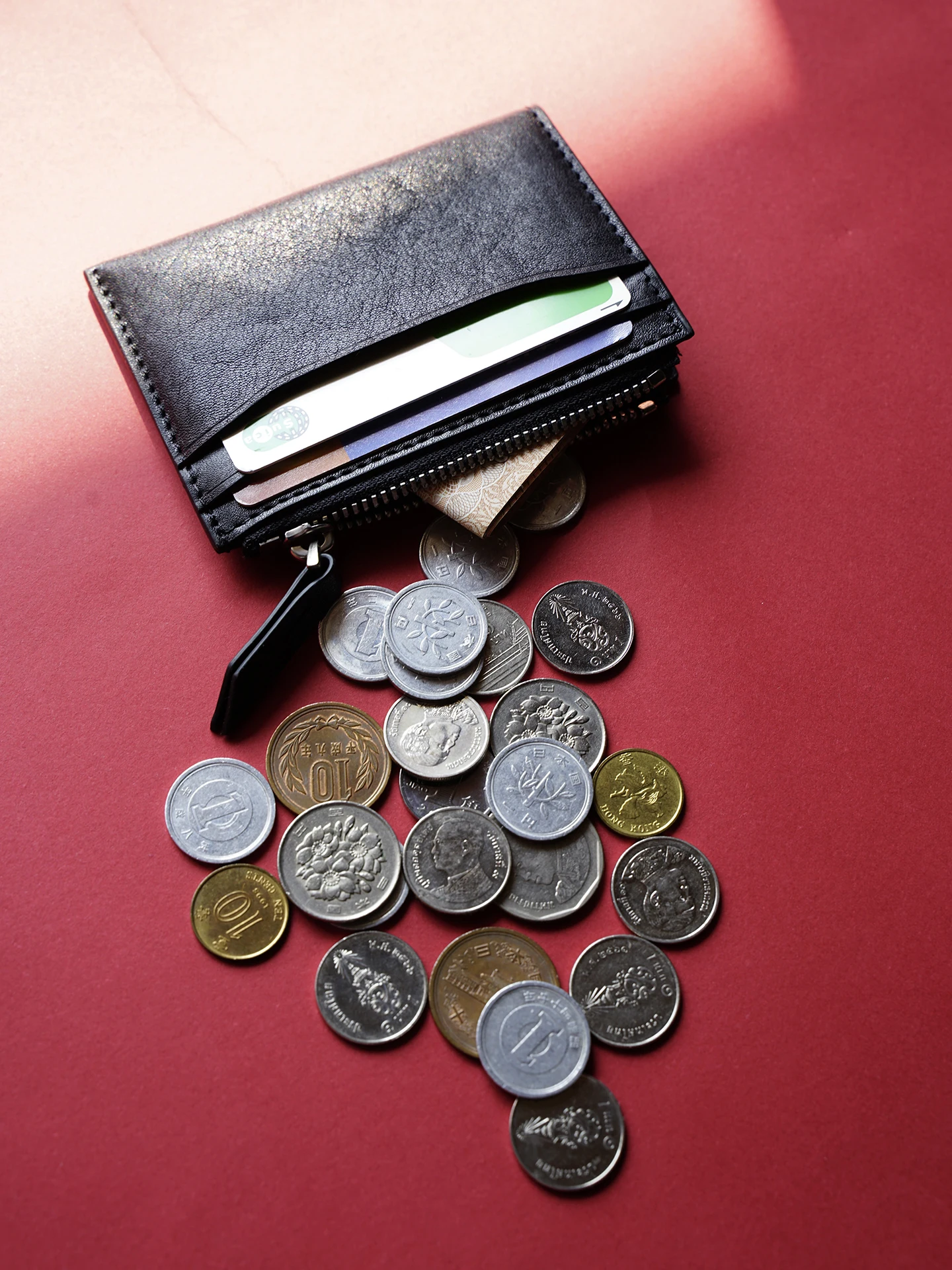 portafoglio-porta-carte-ibrido-supertofu-in-pelle-bovina-conciata-al-vegetale-con-stampa-leopardata-e-logo-pred-primavera-2026