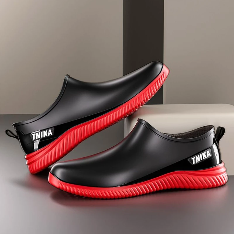 

Зимняя силиконовая обувь шеф-повара с низким верхом для кухни, теплая водонепроницаемая мужская обувь на флисовой подкладке, уличное предложение, мужские непромокаемые сапоги для водной работы 2025 г.