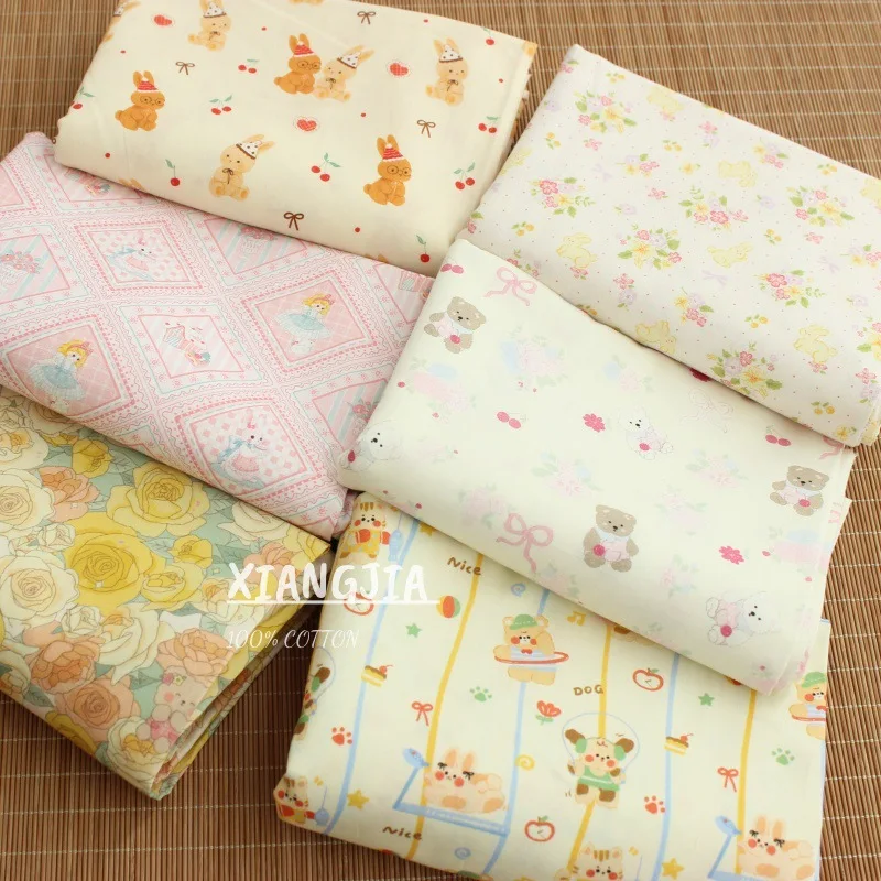 

Pure cotton 40 poplin plain weave fabric, cartoon floral printing, clothing and apparel, handmade fabric