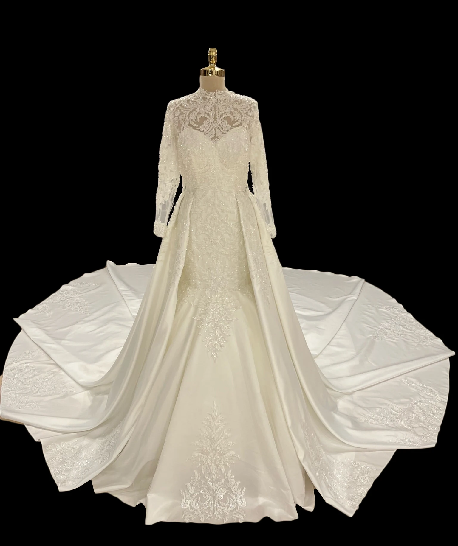 Wdzięku suknia syrenka suknie ślubne aplikacje wzór koronkowe suknie ślubne z długim rękawem pociąg typu Sweep duży rozmiar rozmiar niestandardowy kolor