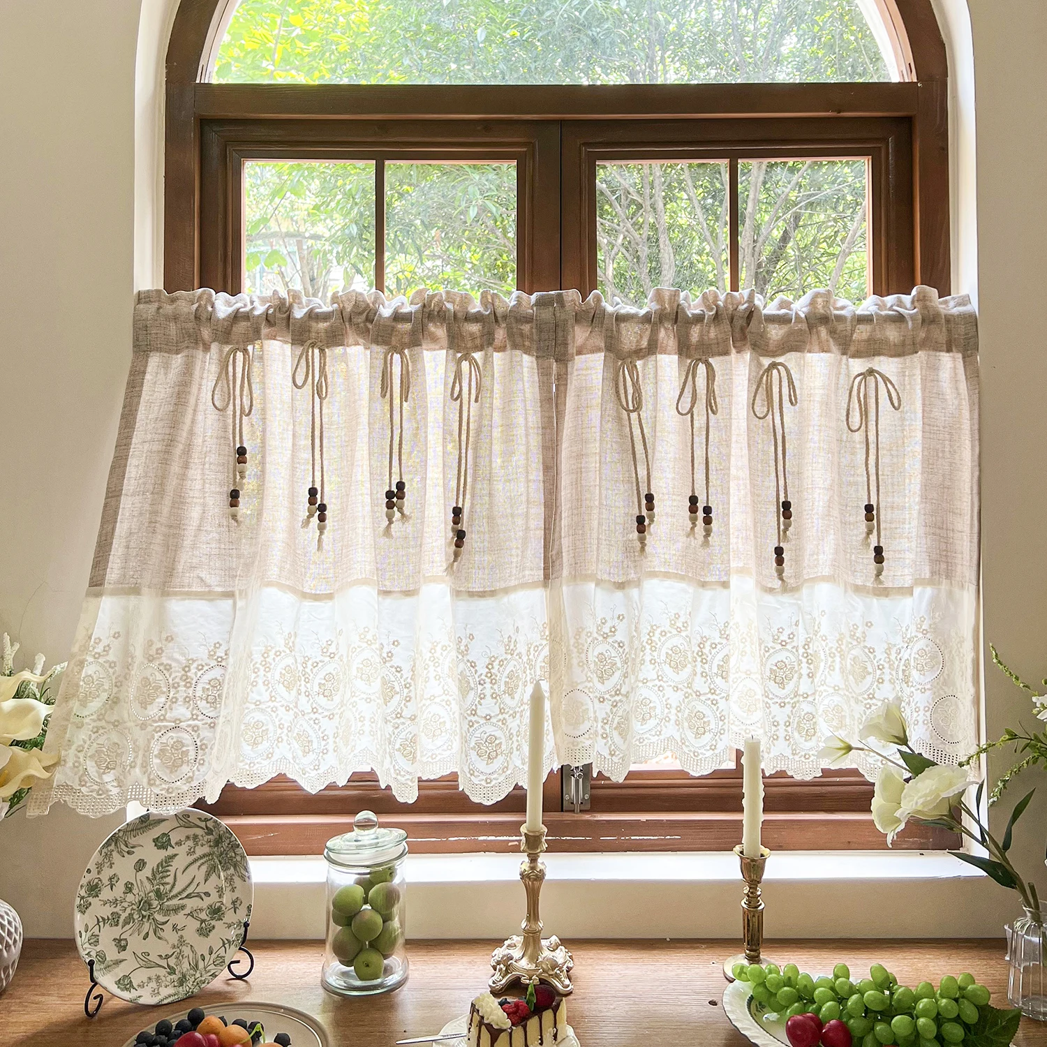 

Rustic Imitation Linen Plain Curtain with Wood Bead Splicing Embroidery Lace Short Curtain for Kitchen Window, Cafe Half Curtain