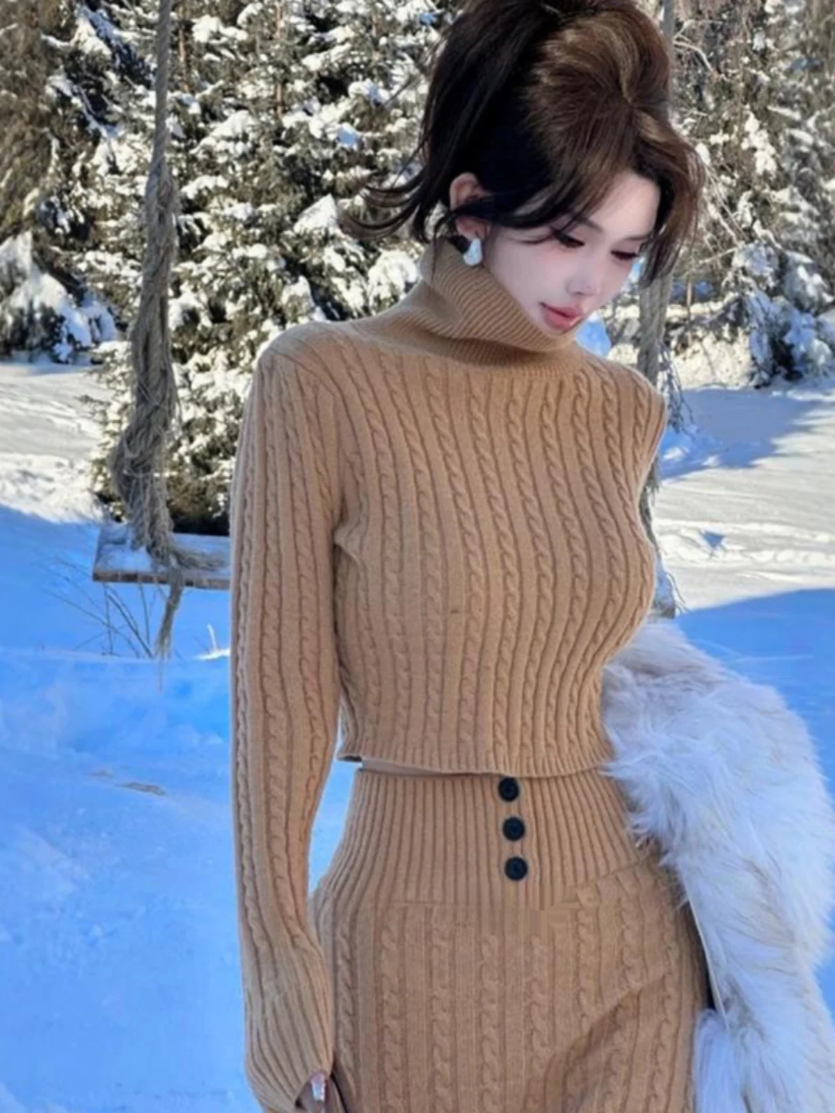 

Женский зимний вязаный комплект: топ с высоким воротником и длинными рукавами, а также юбка-миди, свободный крой, модный корейский стиль для дерзких девушек.