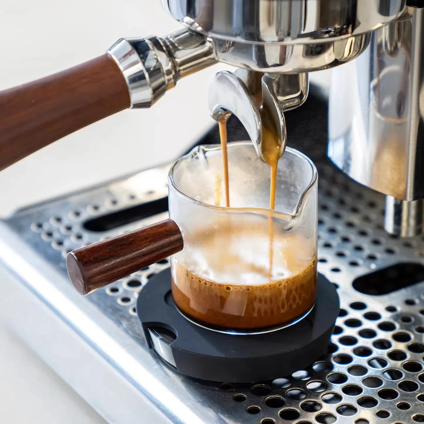 TIMEMORE Black Mirror Dot Elek – Coffee Bean Scale recenzja i cena