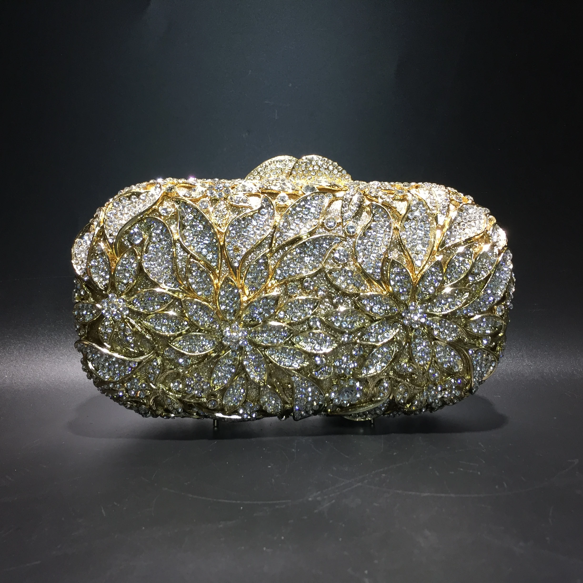 

Handmade Studded Diamond Wedding Dress Party Rhinestone Clutch Hollow Metal Evening Bag
