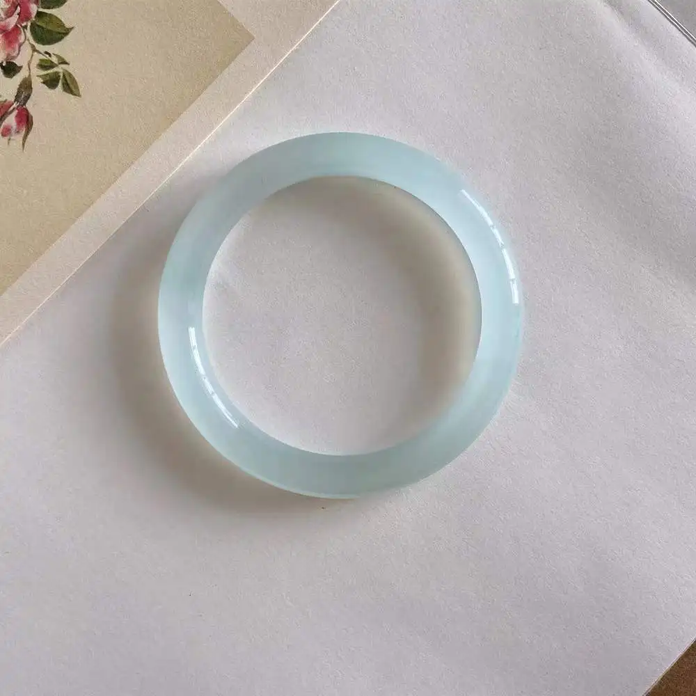 

Chalcedony Glacier Blue Chubby round Bar Bracelet Girls Niche Agate Jade Bracelet Bracelet