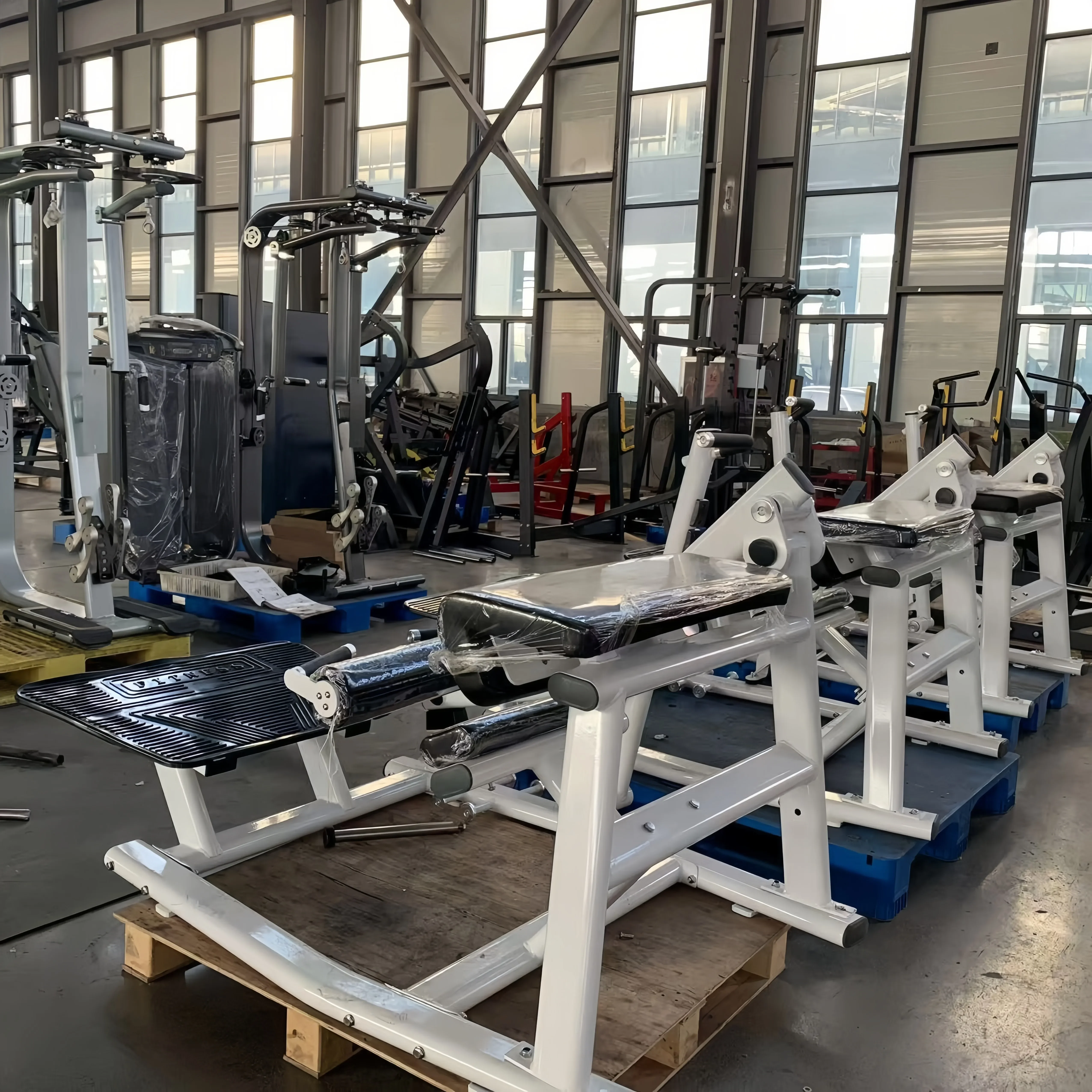 Commercial Glute Bridge Hip Thrust Machine Strength Training Set