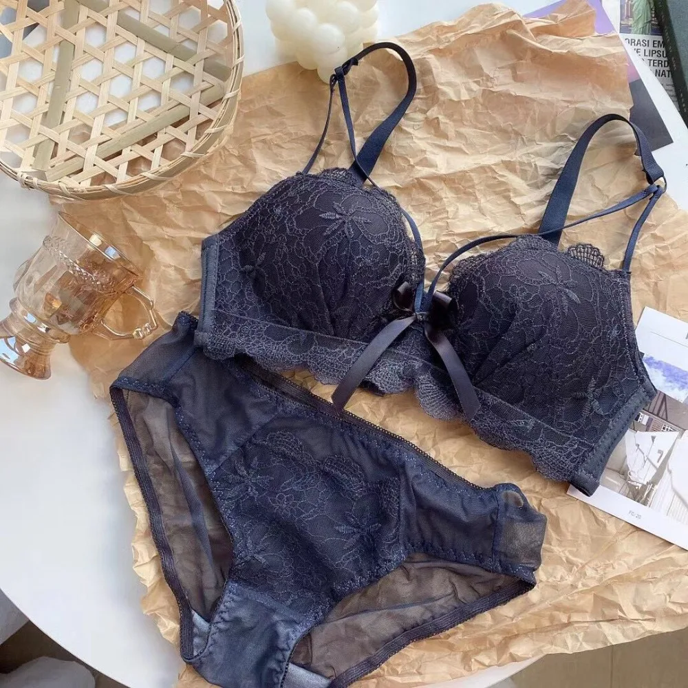 Floral Embroidery Bra Lingerie Set, Ladies Small Bust, Thin Top Thick Bottom, Side Support, Anti Sag Beautiful Back Brassiere