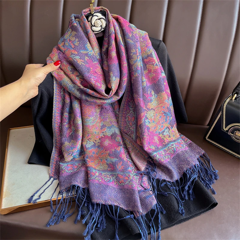Luxury Embroidery Cashmere Winter Scarves Women Pareo Cape Warm Muslim Modal Hijabs Shawl Chunky Headscarf Ladies Elegant Poncho view 2