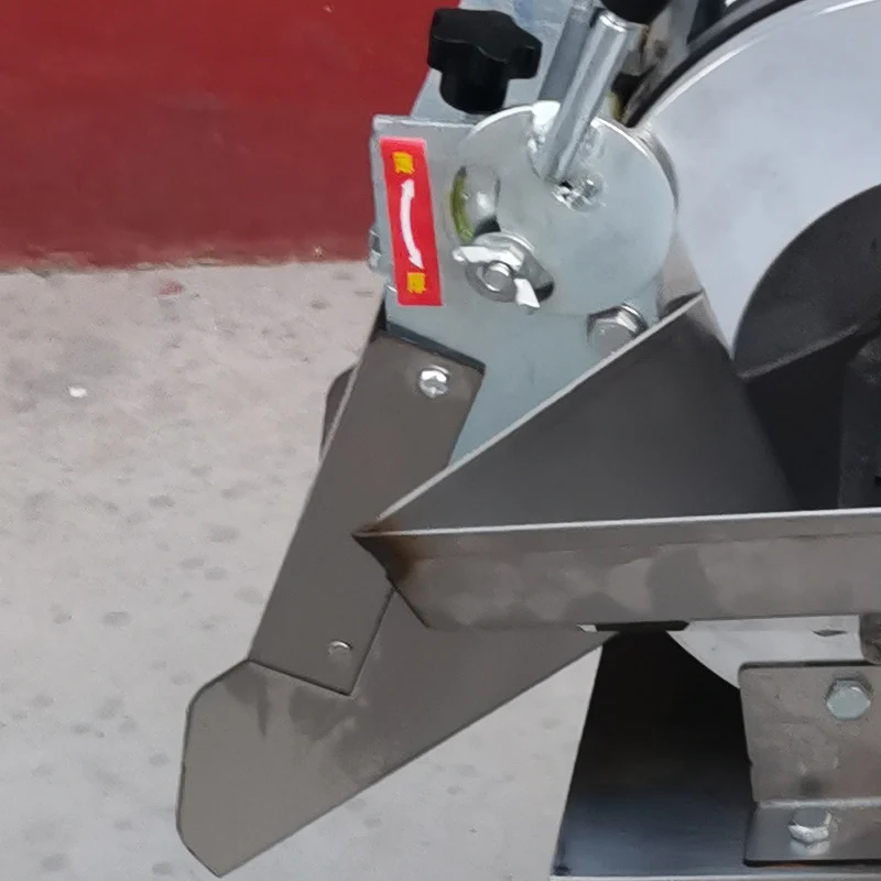 آلة تقطيع الخضروات التجارية المنزلية المصنوعة من الفولاذ المقاوم للصدأ بسمك قابل للتعديل مع 3 قطع