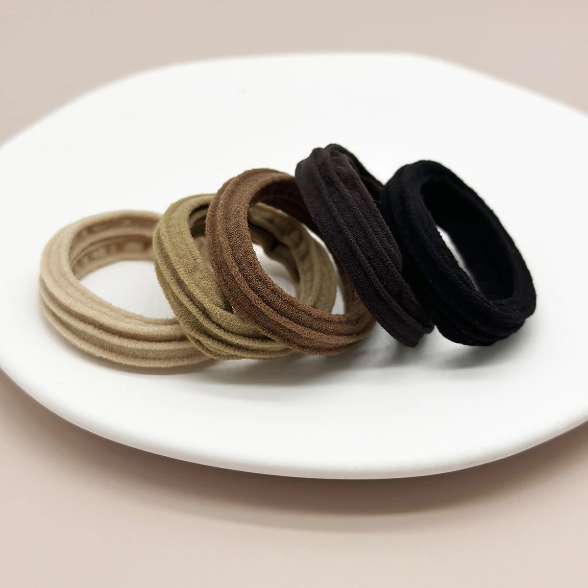 

5pcs Elastic Hair Ties, Thick Seamless Hair Bands No Damage Soft Ponytail Holders Hair Accessories for Girls Women, Neutral
